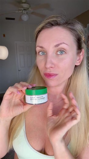 The easiest way to cleanse ✨ This All-in-One Miracle Foam starts as a mask, turns into a whipped foam, and leaves your skin baby soft 🫧 #troubless #kbeauty #whippedcleanser #masktofoam #amazonfinds