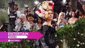 'Error 321' Taylor Swift website crashes, sending fans on frantic hunt for 'red herring'