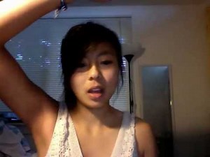 How to Put on Deodorant