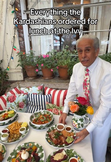 Kardashians' Lunch Orders at The Ivy