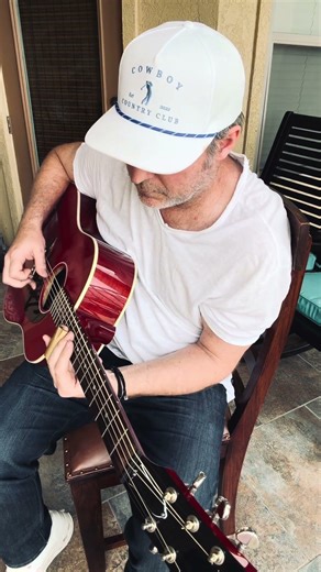 Slide guitar - Gibson j45