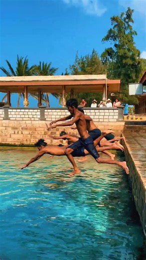 යාපනෙ එනවනම් යනන්නම ඔනි තැනක් 😍🌊🔥#keeramalai #Jaffna #JaffnaVibes #UniVibe #travel #friends #viral