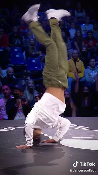Dazzling Breakdancing Battle with BBoy Shigekix | Red Bull BC One