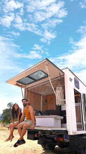 6.2K views · 125 reactions | Check out this awesome box truck turned tiny home! Full tour: https://youtu.be/Os_83XShDd8 | Tiny House Giant Journey | Facebook