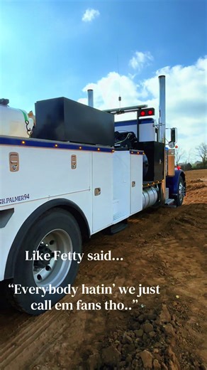 Exploring the Peterbilt 359 Heavy Equipment