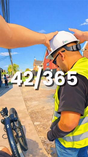 Aaaaaaaa on Instagram: "Aaa 💨 vs Aaaaa👷‍♂️ Día 42/365"