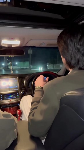 دا وطن دہ عقابانُ - زیبای وطن در هنر