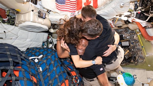 What time does Artemis II splashdown today? How to watch in Florida