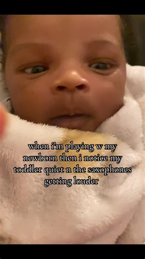 then she was laughing, this was her second time doing this 😂😂😂😂😂😂 #fypシ゚viral #toddler #newborn #teenmom