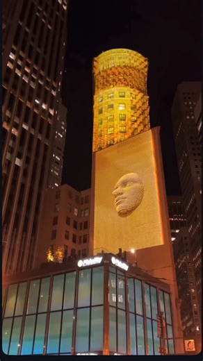 Free SF Tour on Instagram: "✨ Glow SF is back — and it’s lighting up San Francisco once again! ✨ If you’re in the city this season, don’t miss one of the most magical nighttime events of the year — a free, open-air light-art festival transforming Downtown SF into a glowing playground of creativity. 📅 Dates: November 27 – December 7 📍 Locations: • Embarcadero Plaza • Justin Herman Plaza • Ferry Building area • Broadway to Market Street corridors • Installations scattered through the Financial D