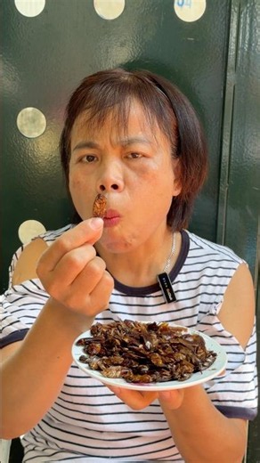 Gián Thì Làm Sao Mà Ăn Được #chimeconem #funny