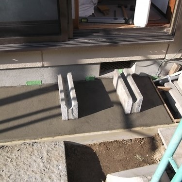 犬走りとは？建築でよく聞く犬走りの意味と施工目的を解説！本当に必要？