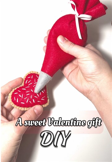 felt / sewing / handmade / DIY A cookie you can’t eat — but kids will LOVE it 🍪💘 I’m making a felt “frosted” cookie a tiny piping bag (all soft & squishy!). Save this for Valentine gift ideas ❤️ #feltcookies #feltcraft #handsewing #diygiftideas #valentinediy