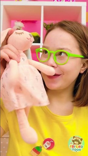 Wow! 🎒🧸 Let’s Make a DIY Pillow Full of Toys! 😄💖