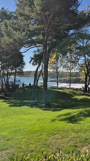 Every day is a beautiful day here at the YHI but today is just spectacular. | York Harbor Inn, Maine