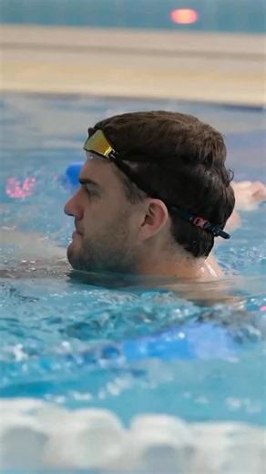 In episode 3, Bill Knowles explains his impression of each of the athletes and what their primary focus should be ahead of the 2026 season. Reconditioning the Swans, presented by @vald_performance | Sydney Swans