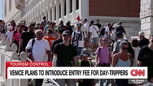 Venice plans to introduce entry fee for day-trippers