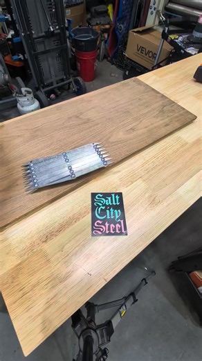 PICKET MASTER PRO equal spacing layout tool. Instantly divided on material and work. SPACING from 1/2" to 6 3/8 between points. Stainless steel American made #work #tools #metalfabrication #woodworking #carpentry | Salt City Steel