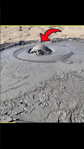 🌋 MUD VOLCANO #amazing fact #mudvolcano #touristplace