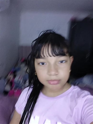 Videos de charloth💭💭 (@charlottmarcela) con “sonido original - user84625631813”