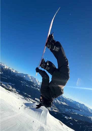 Extreme Snowboarding Adventure With Friends