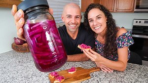 VIRAL RECIPE TEST: Quick Pickled vs. Fermented Red Onions | 3 Recipes! - The Fermentation Adventure