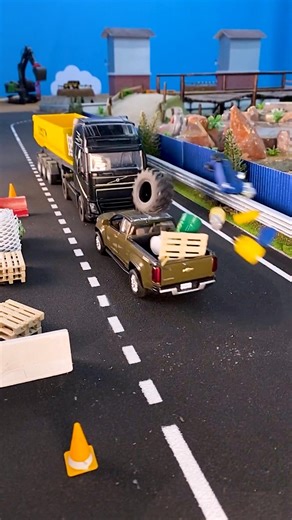 RC Construction Vehicles 🚜🛻🏗️🚂