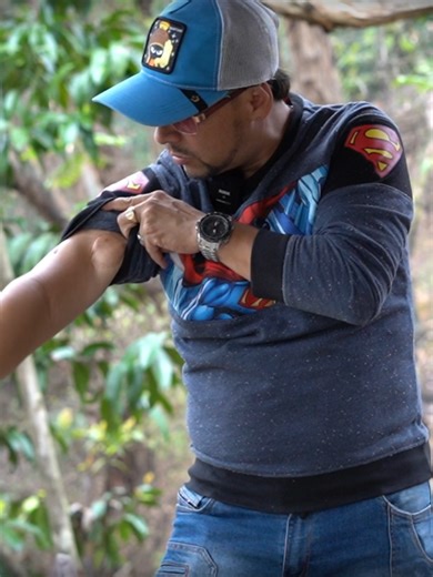 Con un disparo de chispúm me daño el brazo, de milagro no lo perdí 😱 Episodio 10 - pero ese día sentí el verdadero terror al ser perseguido con un enemigo armad0 #casodealejo #sobreviviente #CasoDeVida #HistoriasDeLaCalle