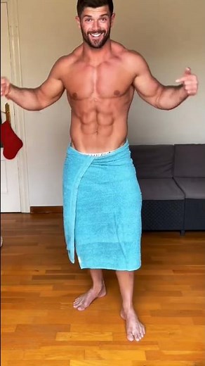 handsome Men in Towel#fitness #hunk #muscletv #shorts