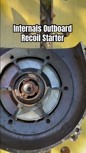 Inside Outboard Recoil Starter Mechanism #engine #boat #engineering #outboard #2stroke #pullstart