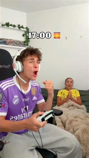 There are 2 types of people in a relationship… 🤣🥰