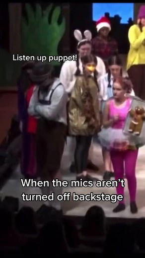 Live theatre, baby ✨🤪 sometimes the tea is too hot to stay backstage #theatre #musicaltheatre #hotmic #audio #shrekthemusical #gingy #sugarplumfairy #shrek