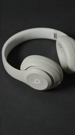 Beats Studio Pro Unboxing