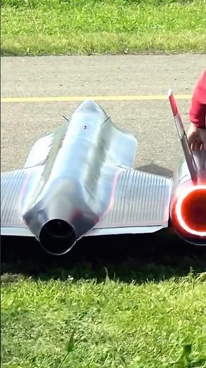 This SR-71 RC Turbine Jet Almost Blew Me Away!