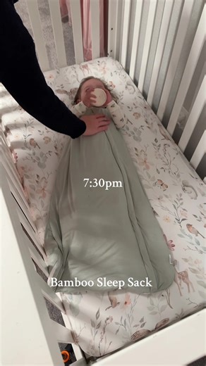 This is the softest dreamiest bamboo sleep sack! Definitely a high quality doop for the more expensive brand! 10/10 recommend! #sleepsack #bamboosleepsack
