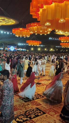 #garbanavratri #garbadance #trendinggarba #viralgarbavideo #navratrispecial