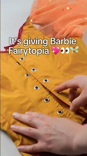 Sewing the pattern I made with Simplicity! S3029 🔥🧚🏻‍♀️ Full length tutorial on my channel 🪡🧵