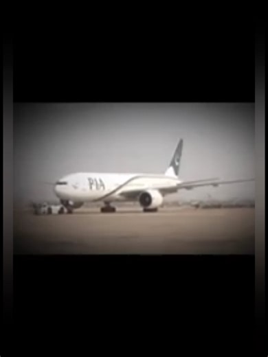 Pia airline sale today Islamabad airpot wo pia airline jis nea. 1962 mea world record bnaya wo pia jis nea 2005 mea faster flight ka world record bnaya wo pia jis nea Bangladesh mea. World record bnaya ja wo pia sale ho ri hea🇵🇰😭#fyp #pia#sale#fyp