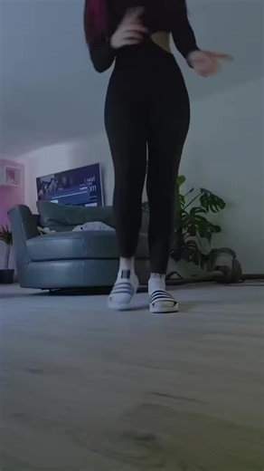 #girldancers #dancer #wobblethebass