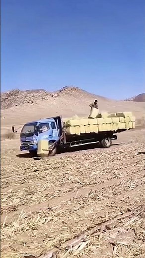 Easy loading process of haystacks onto a truck