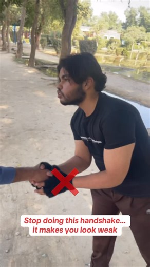 Nibrasbro on Instagram: "You still doing the handshake wrong. A weak grip instantly destroys your confidence, your body language, and your first impression. Here’s how to do a correct handshake that shows confidence, respect and professionalism — especially for students, interviews, presentations, and meeting seniors. Fix your handshake, fix your aura.” #handshake #correcthandshake #confidence #bodylanguage #interviewtips #firstimpression #communicationtips #studentlife #professionalism #publics