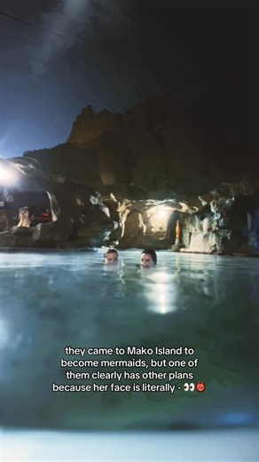 𝘔𝘢𝘳𝘪𝘢 𝘔𝘢𝘨𝘦𝘳𝘢 on Instagram: "The island Mako is a sacred place for mermaids. At its center is a moon pool that transformed the first mermaid a thousand years ago.. #mermaid #h2o #makoisland"