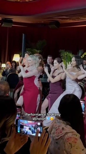 #harrywinston #performance #dancela | Harry Winston