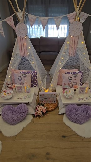 Fiesta de Pijama • SPA Party • Picnic • Eventos on Instagram: "Lo que empezó como una simple idea para una noche entre amigas, se convirtió en un momento mágico lleno de risas, sorpresas y recuerdos para toda la vida. 💖 👧🏼 4 amigas 🎀 Fiesta Pijama temática de Hello Kitty 🛁 Kit Spa, juegos y mucha diversión Porque a veces, una noche normal puede transformarse en algo único e inolvidable. TIPIS A TOPE | Vamos a crear magia juntos ⛺🧖‍♀️🩷✨🌙 Sorprende a tu persona especial. Contáctanos: 📲 Ga