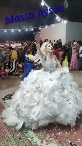 87K views · 918 reactions | " Thenchef theqchichth  " Mes yeux sont sortis à cause de cette robe blanche! ⭕L3aqova ghorwen ajma3in | Ayssa Kabyle | Facebook