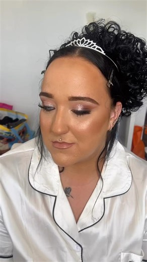 Speedy ⏰ #wedding #weddingparty #fullglambride #ukmakeupartist #bigbridalparty