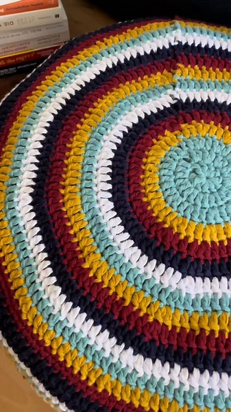 Crochet Pouf Tutorial | Learn to Make a Gorgeous Crochet Pouf
