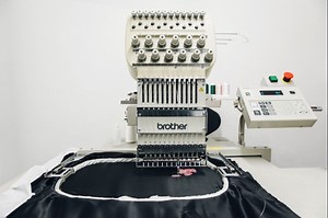 Designer Alice Archer mixes technology with embroidery #WearableWednesday