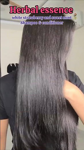 Try This If You Want Shiny, Soft Hair 🍓🌿 | Herbal essence shampoo and conditioner Review #shorts