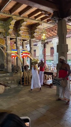 Experiencing Sacred Ritual, Kandy, Sri Lanka, Beauty Lanka Travels from Beáta B. 🇱🇰